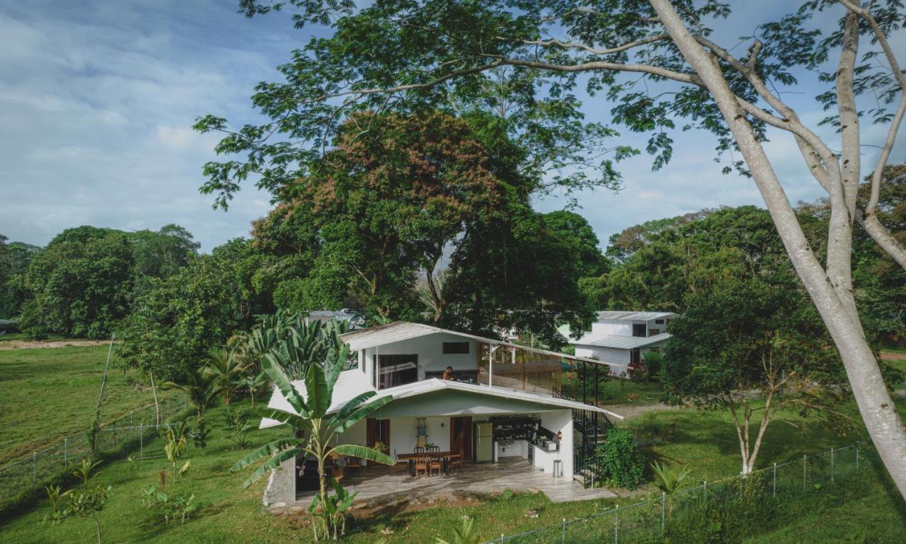 Puerto Viejo Club, Villas & Pool Puerto Viejo de Talamanca المظهر الخارجي الصورة