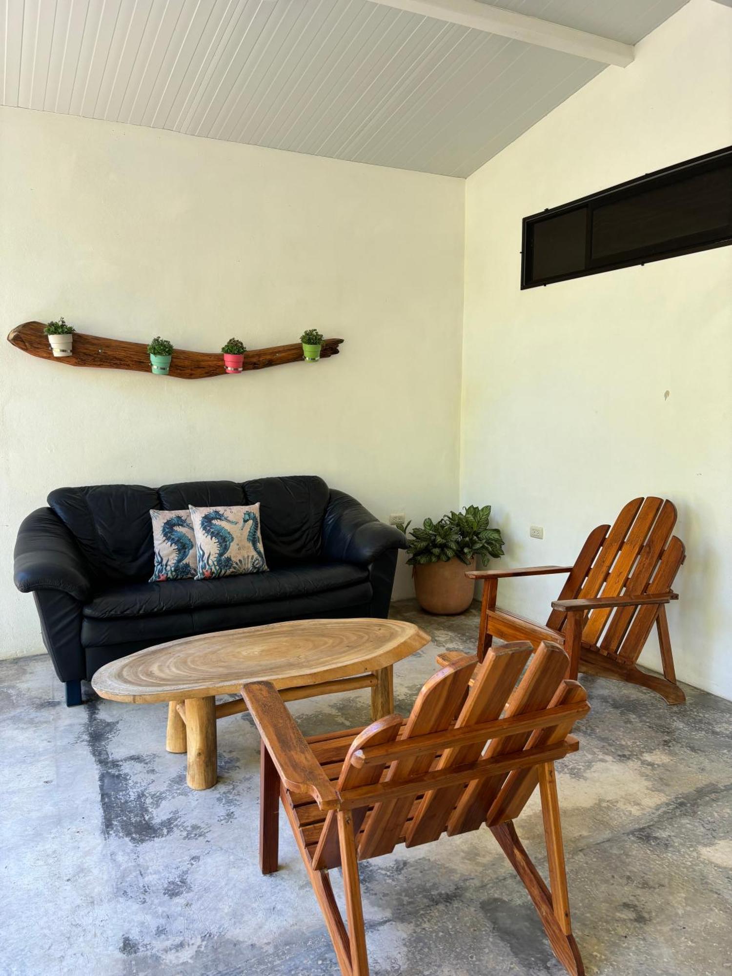 Puerto Viejo Club, Villas & Pool Puerto Viejo de Talamanca المظهر الخارجي الصورة
